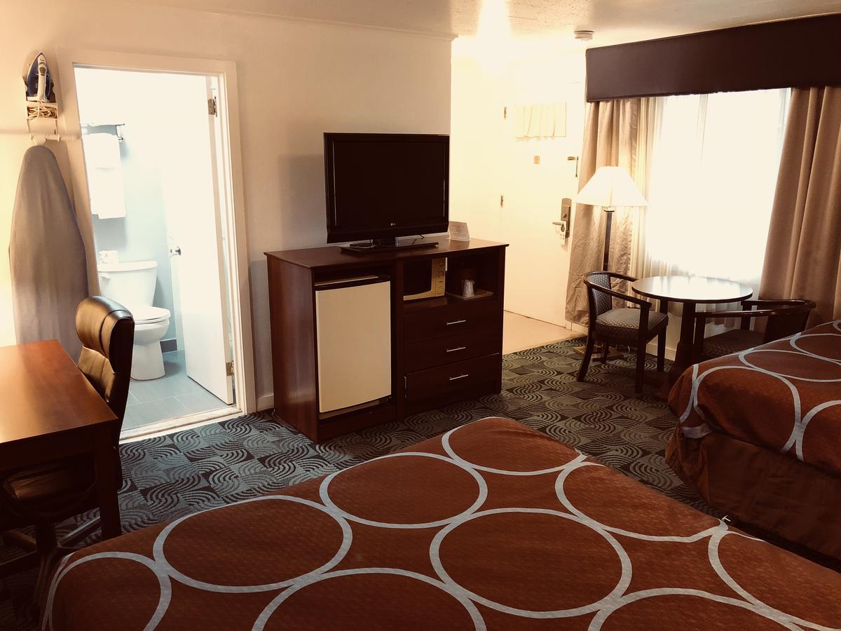Berkshire Inn Питсфийлд Екстериор снимка